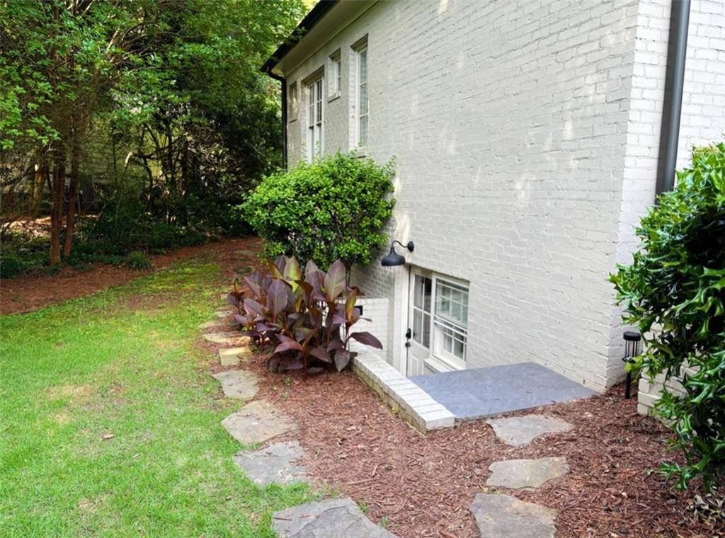 Sandy Springs, GA 30328,785 Weatherly LN