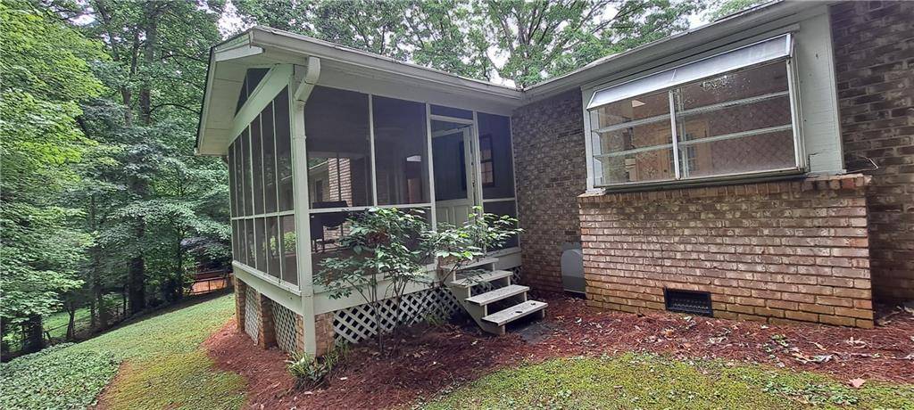 Dunwoody, GA 30360,2600 Amberly DR