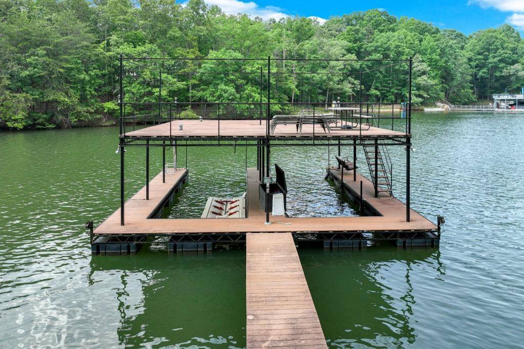 Dawsonville, GA 30534,289 Chestatee View DR