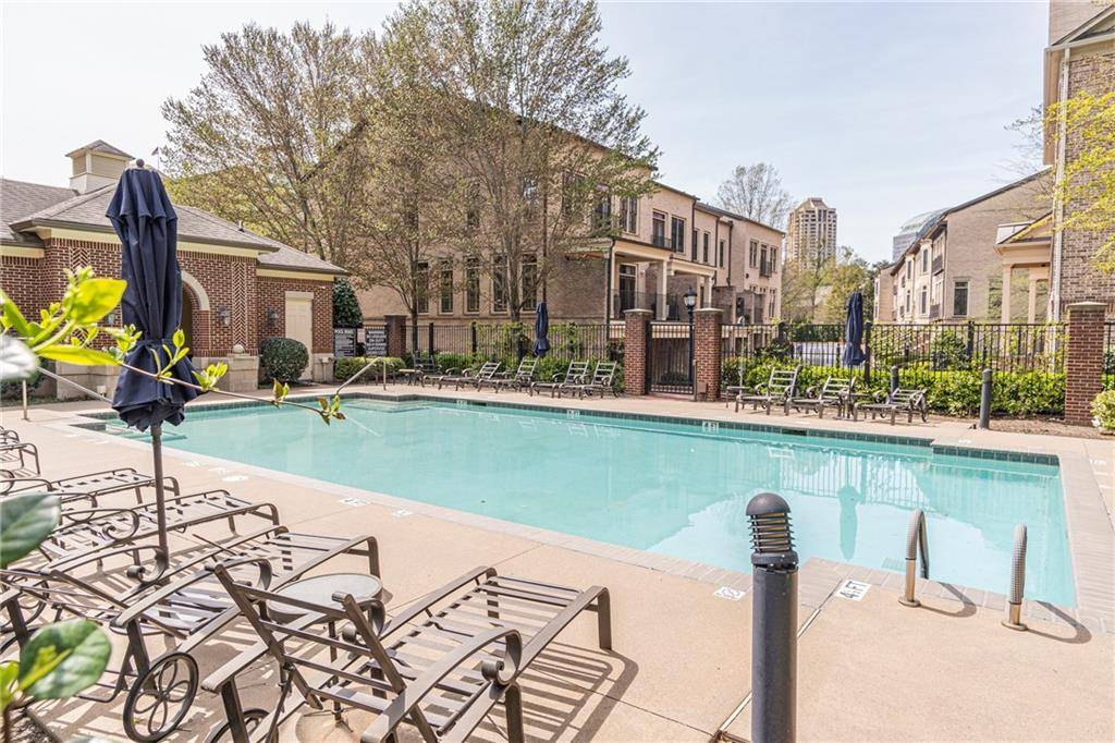 Atlanta, GA 30326,3635 E Paces CIR NE #1209