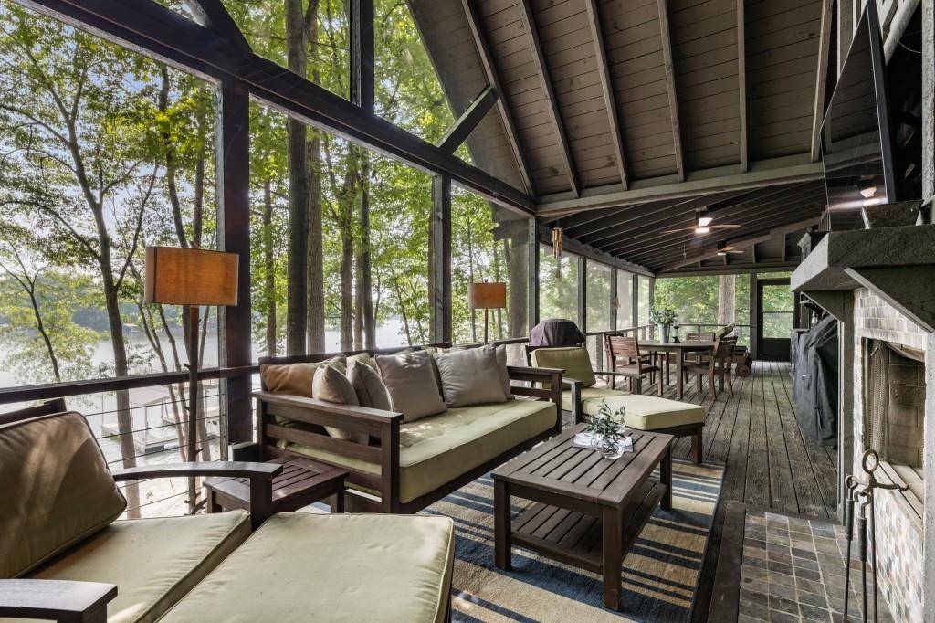 Dawsonville, GA 30534,221 Hickory Nut TRL
