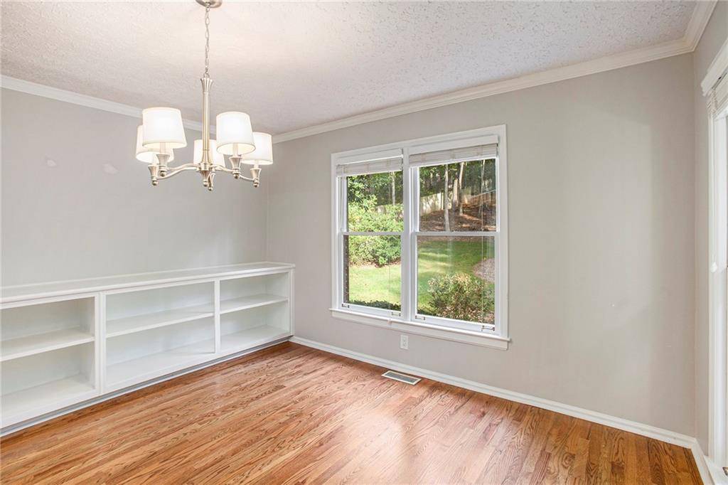 Roswell, GA 30075,390 Waverly Hall CIR
