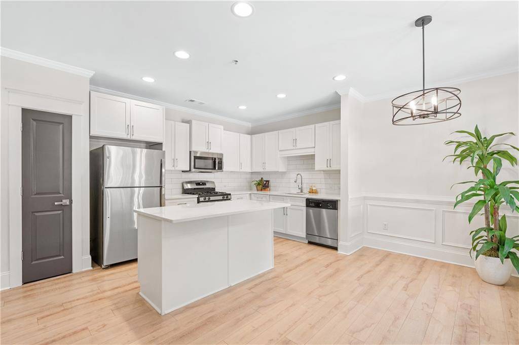 Atlanta, GA 30308,625 Piedmont AVE NE #105