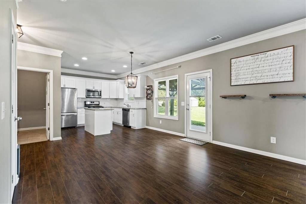 Winder, GA 30680,700 Larry LN