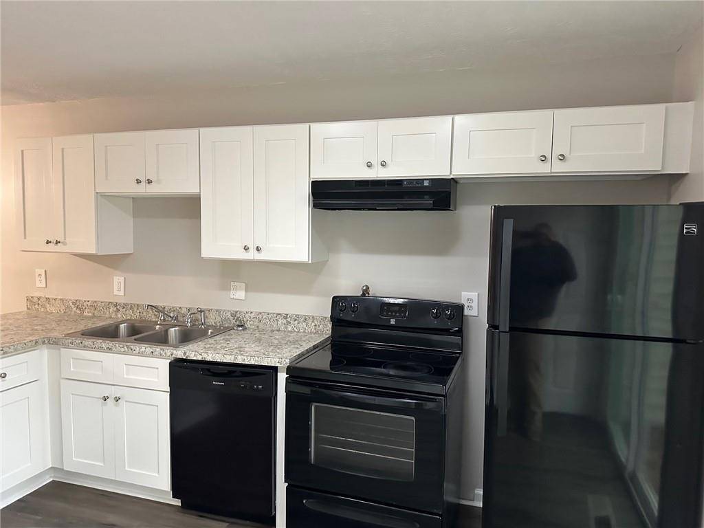Flowery Branch, GA 30532,5144 Spring ST #2
