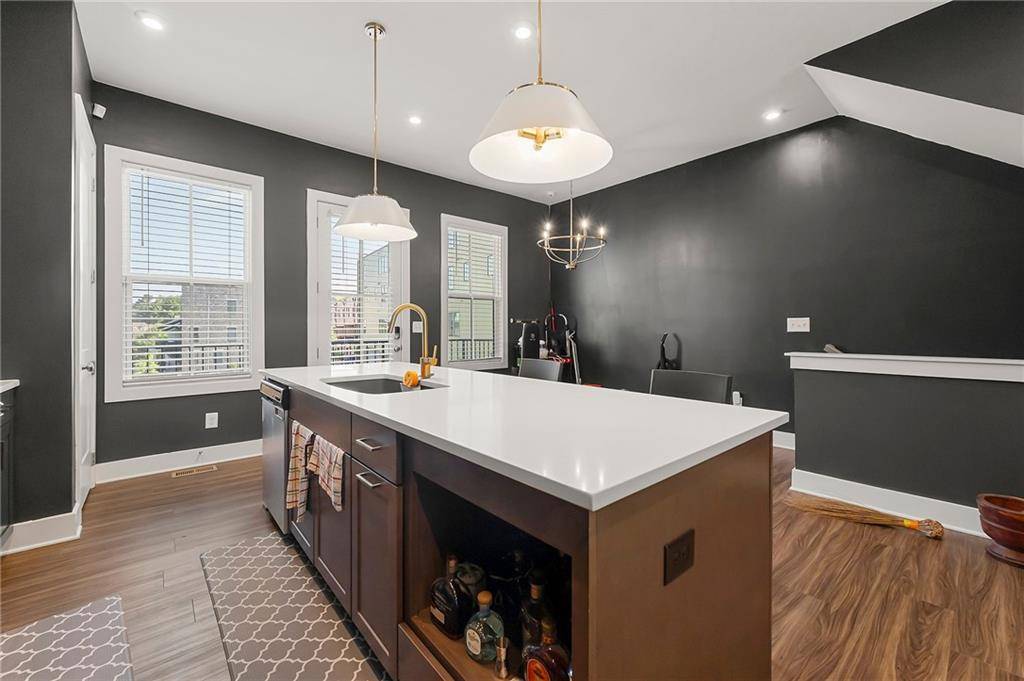 Atlanta, GA 30318,988 Viney WAY NW
