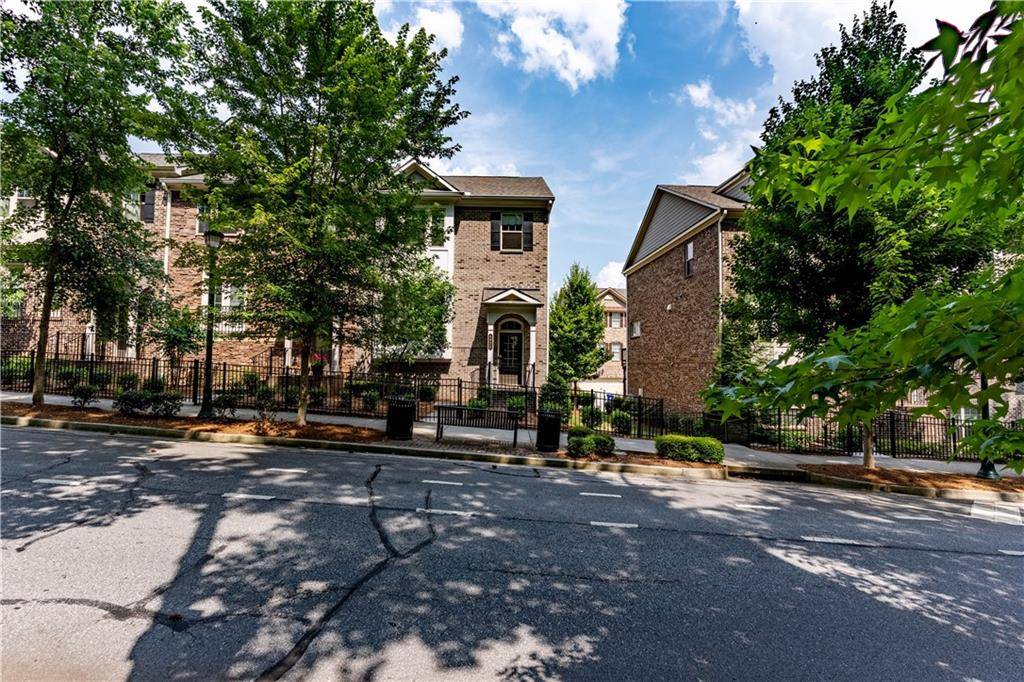 Atlanta, GA 30346,4020 Townsend LN