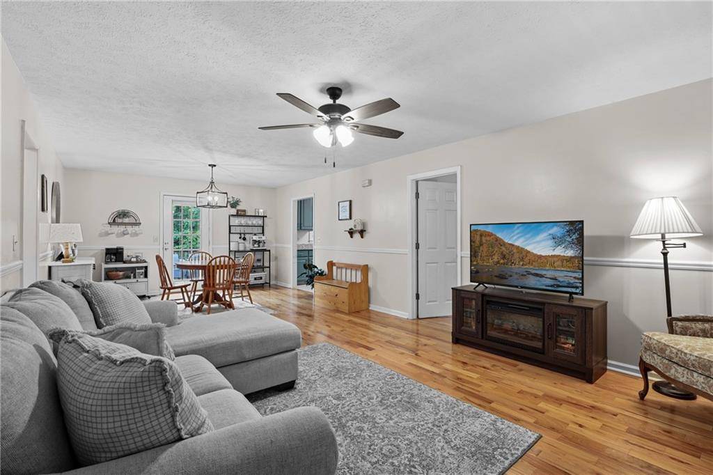 Demorest, GA 30535,250 Vermont ST