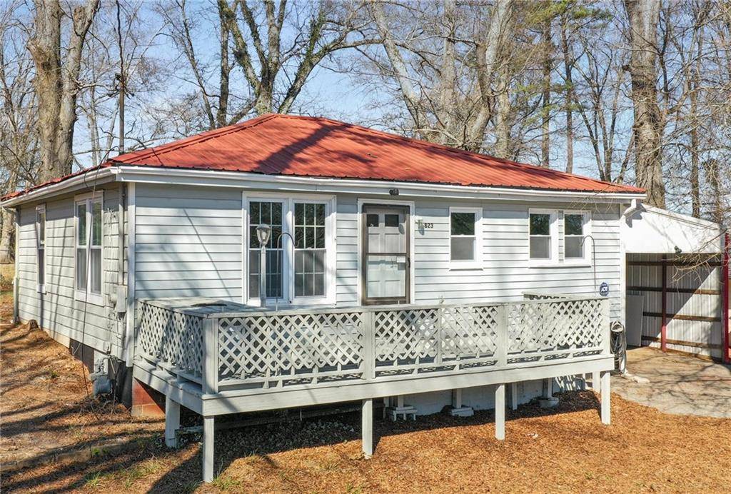 Griffin, GA 30223,823 E Tinsley ST