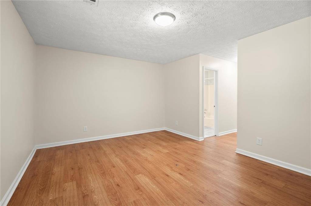 Ellenwood, GA 30294,3823 Chimney Ridge CT