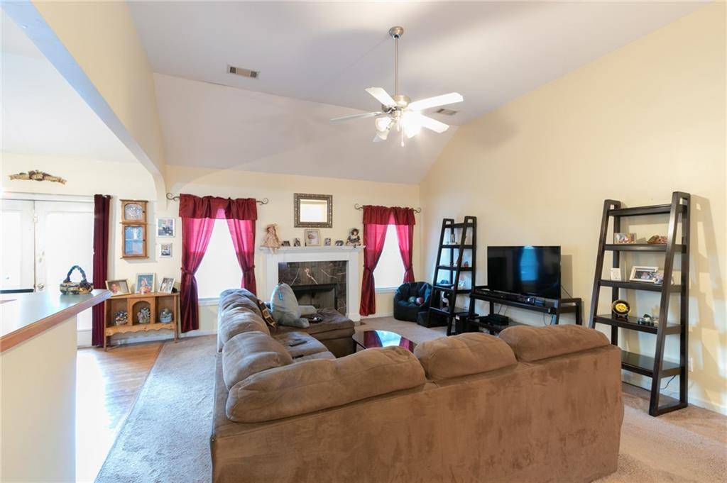 Douglasville, GA 30135,9444 Lakeview CT