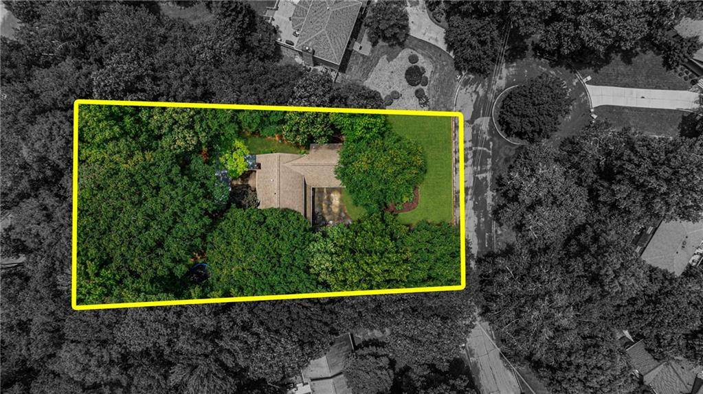 Roswell, GA 30076,270 Hollyridge WAY