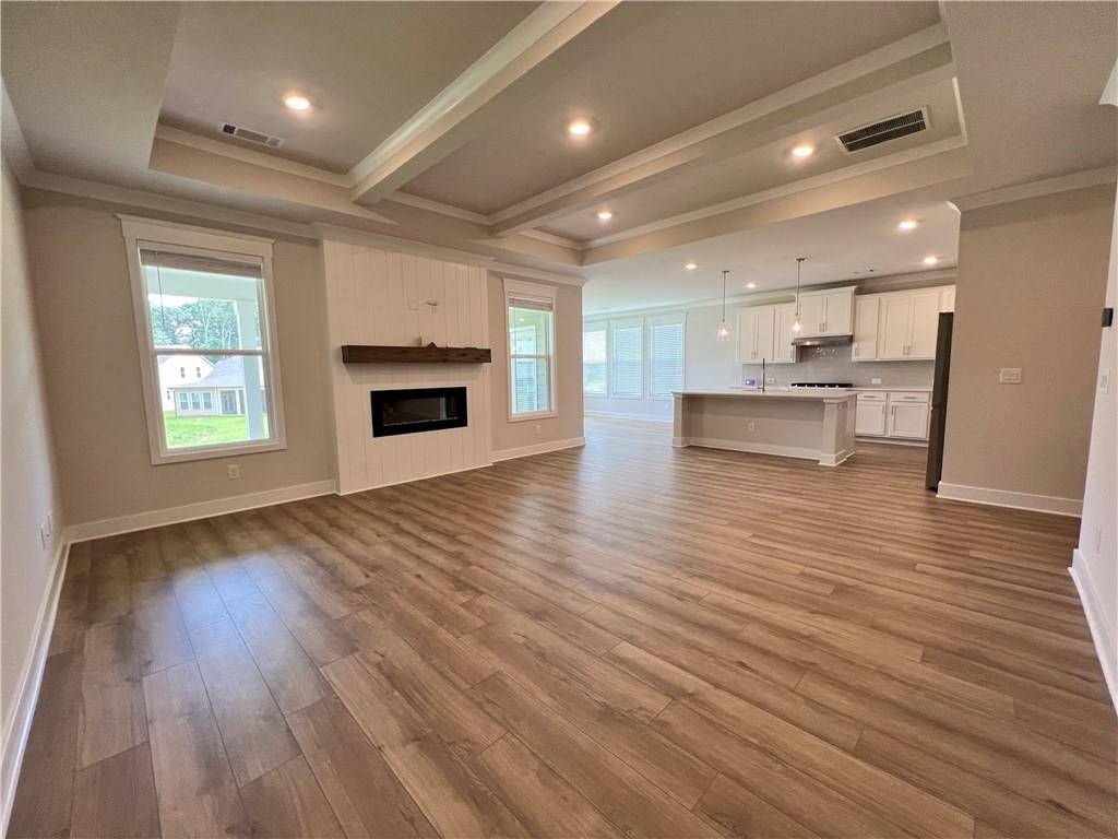 Hoschton, GA 30548,905 Winding Rose DR