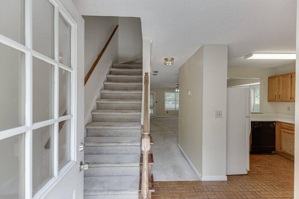 Smyrna, GA 30082,5168 Laurel Bridge CT SE
