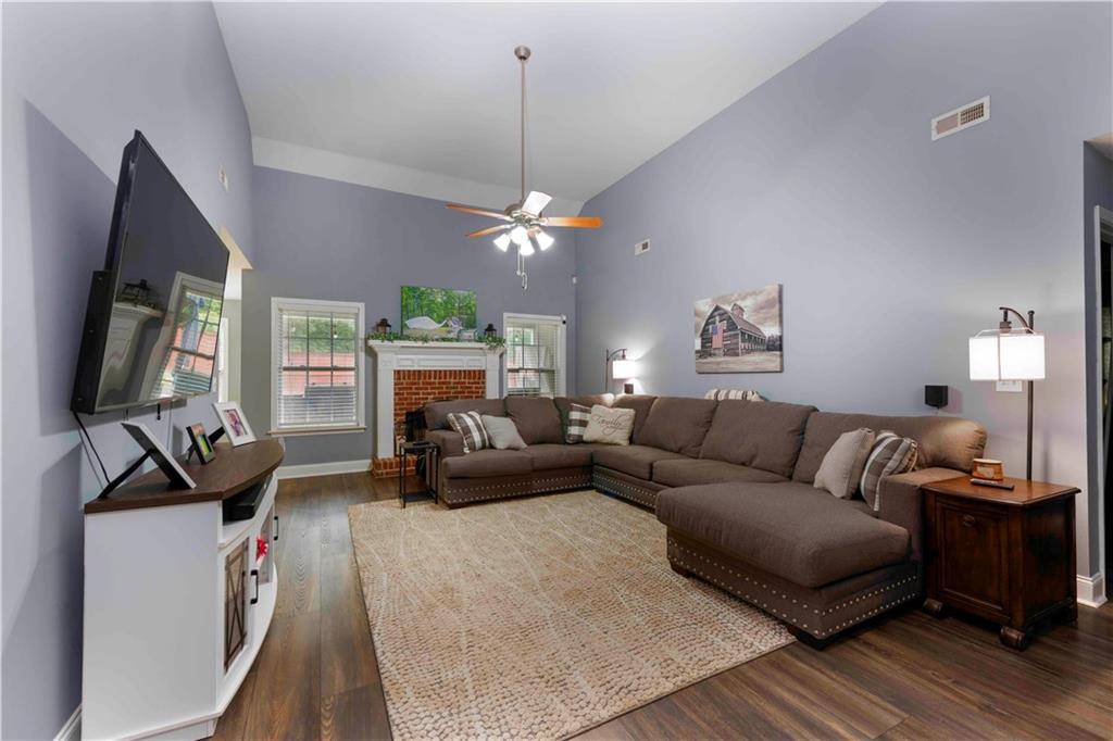 Calhoun, GA 30701,605 Riverside DR NW