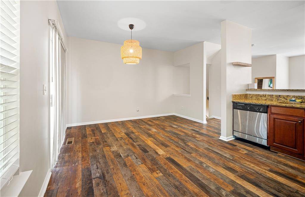 Atlanta, GA 30331,920 Society CIR SW