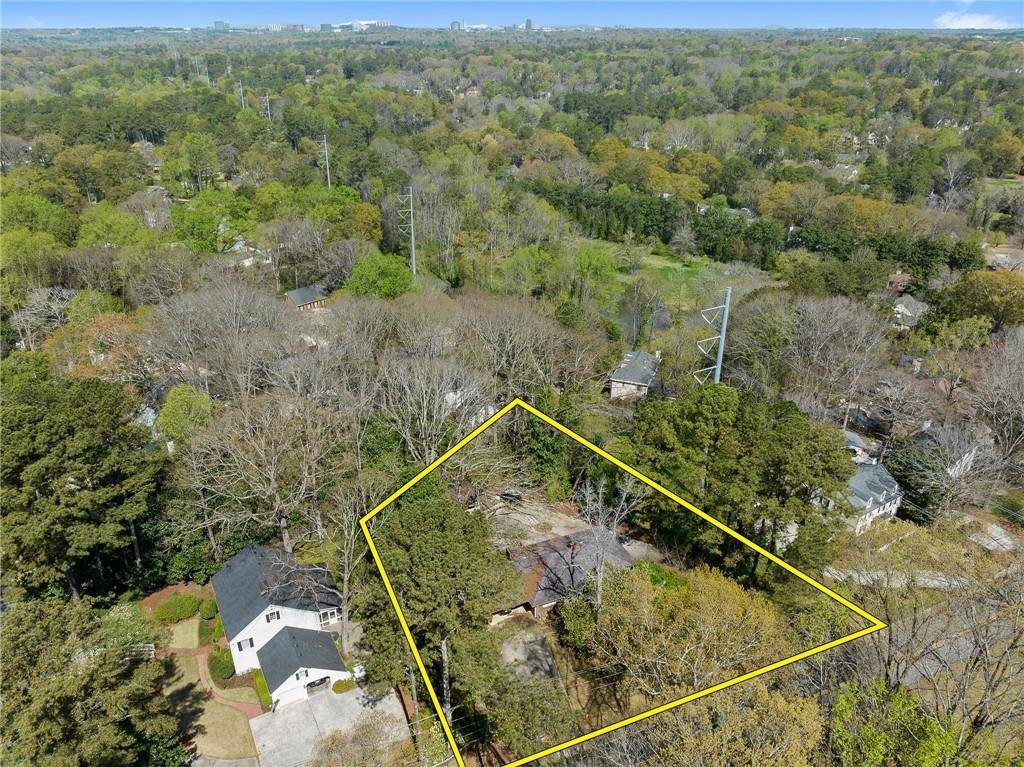 Atlanta, GA 30327,2386 Bohler RD NW