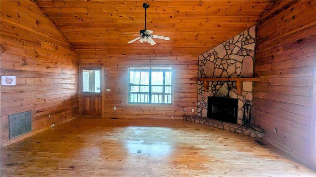 Ellijay, GA 30540,2515 Camp Branch RD