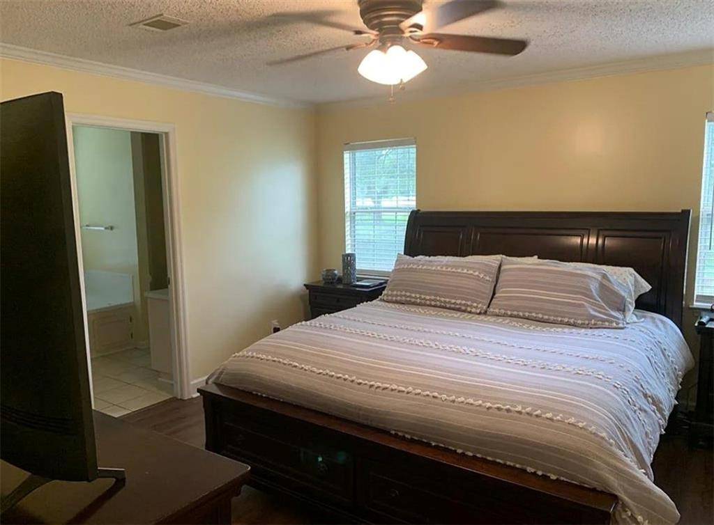Leesburg, GA 31763,242 St Clair DR