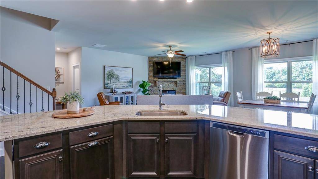 Gainesville, GA 30506,8325 Post Oak LN