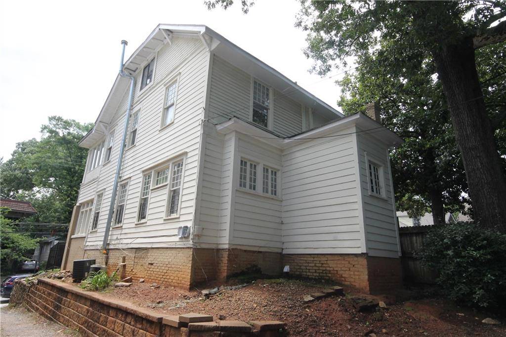 Atlanta, GA 30306,747 Barnett ST