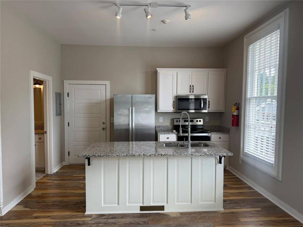 Gainesville, GA 30501,104 Spring Street #Unit 7