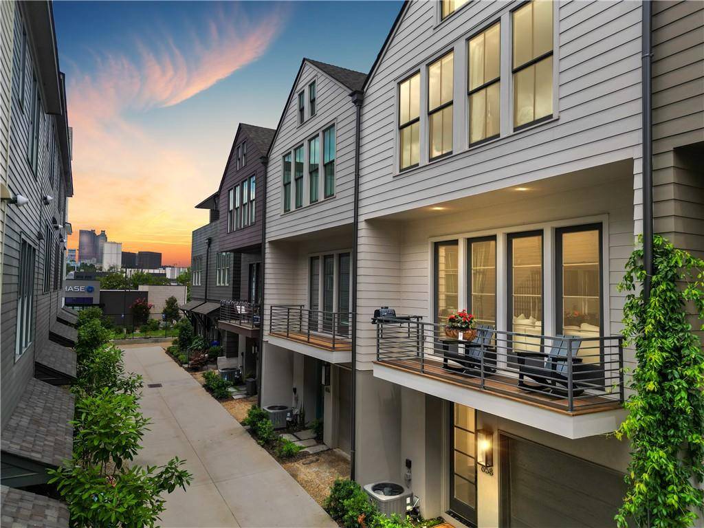 Atlanta, GA 30315,658 Bull ST SE