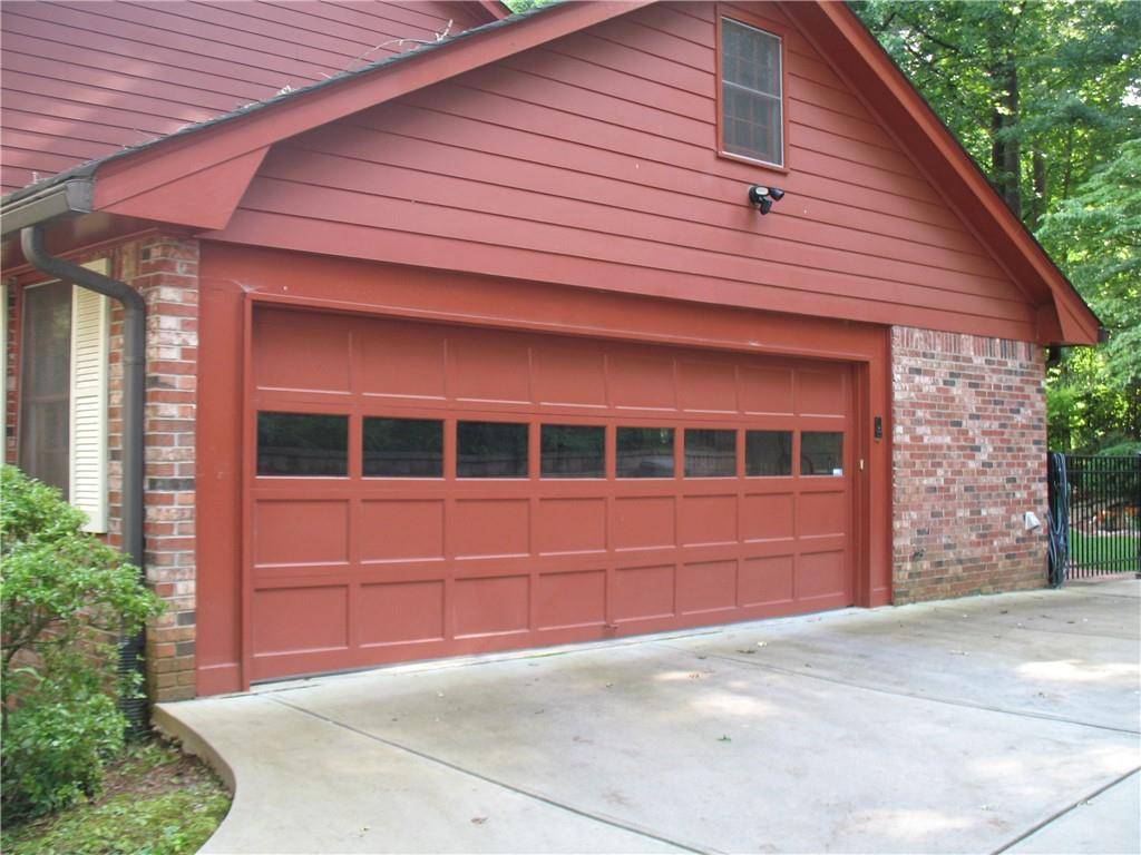Brookhaven, GA 30319,4098 Nancy Creek WAY NE