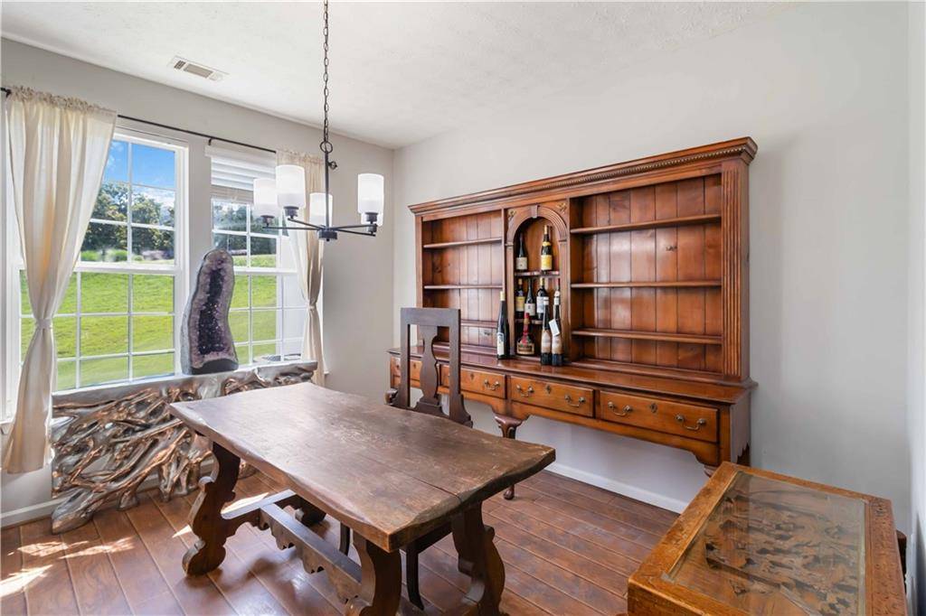 Sugar Hill, GA 30518,5351 paramount view way