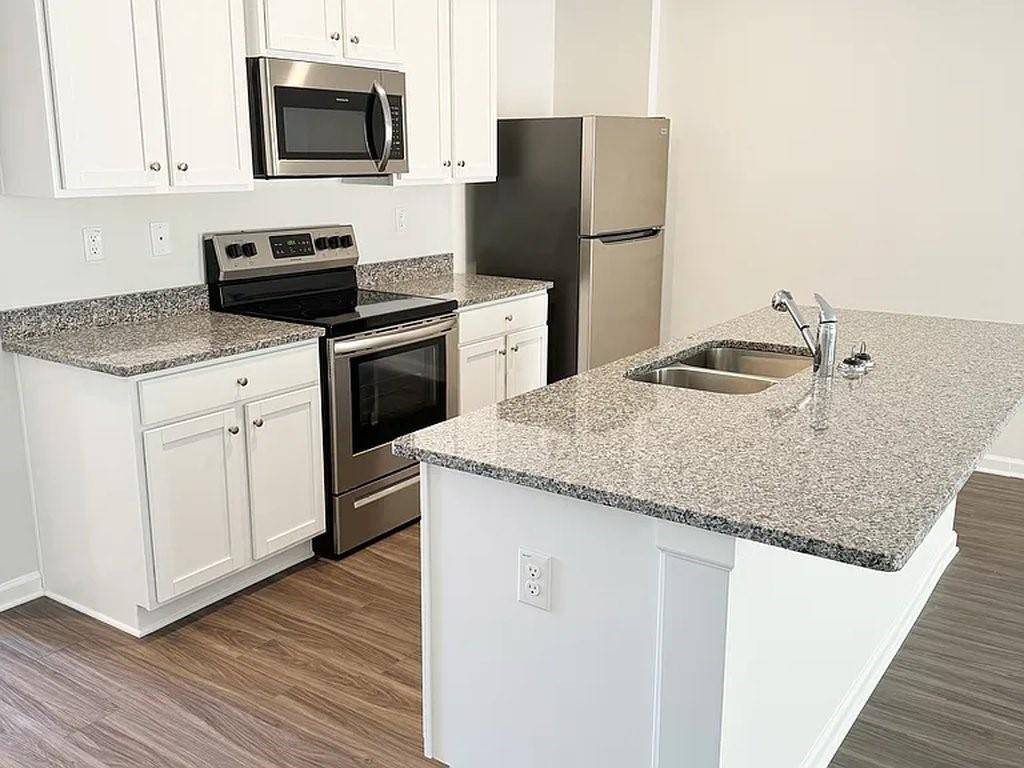 Milledgeville, GA 31061,310 Oakwood Dr.