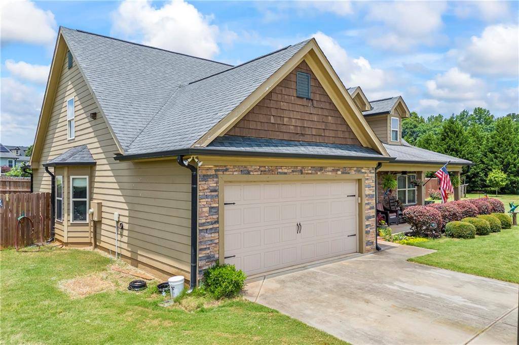 Jefferson, GA 30549,108 Lake Point CT