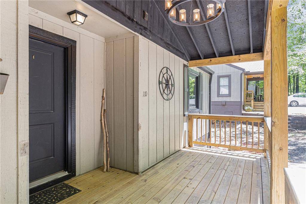 Waleska, GA 30183,110 Fairway Oaks