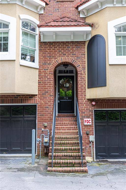 Atlanta, GA 30329,754 Clifton Heights LN NE