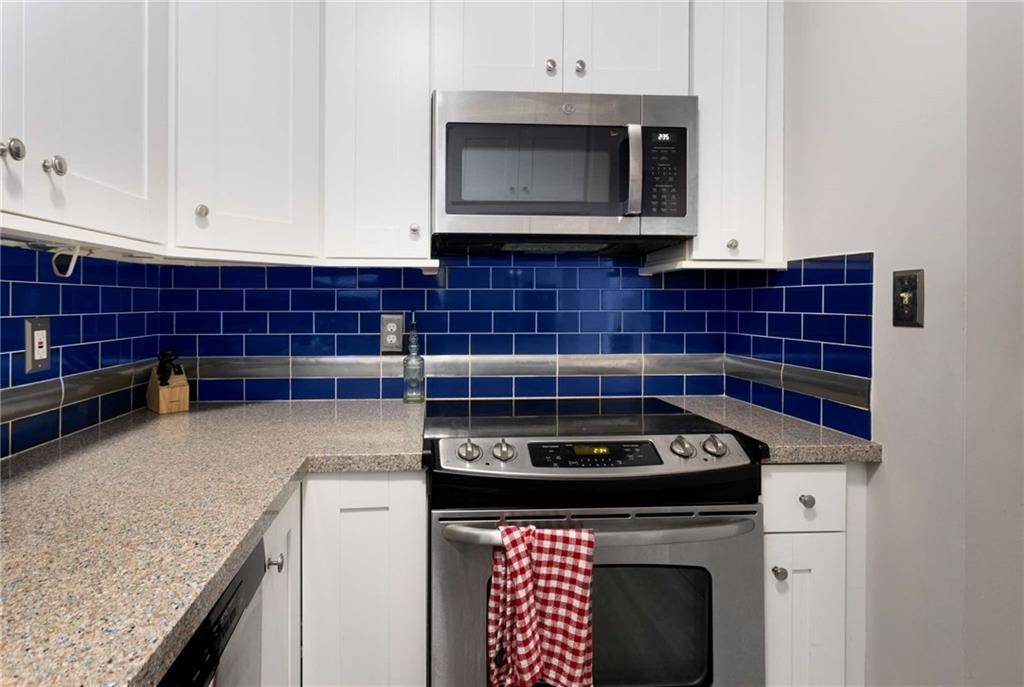 Atlanta, GA 30309,1421 Peachtree ST NE #401