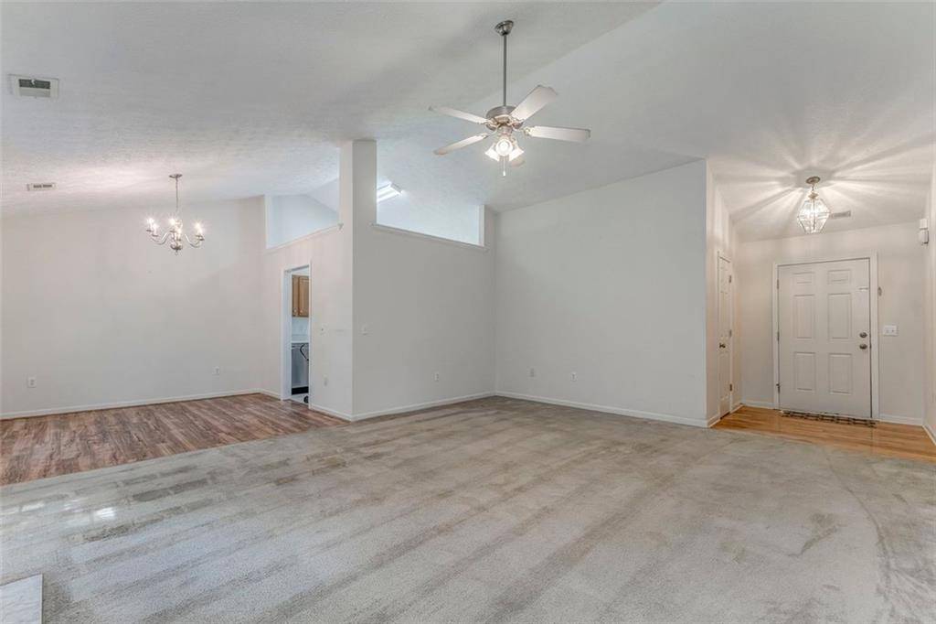 Dallas, GA 30132,101 Johnny LN