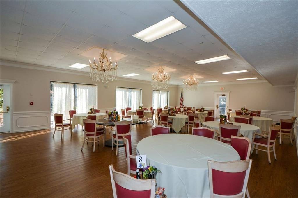 Sandy Springs, GA 30328,475 Mount Vernon HWY NE #C-220