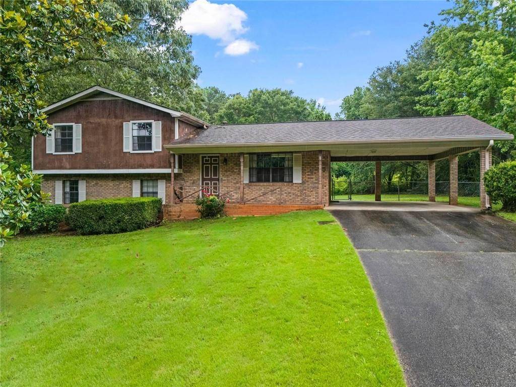 Stockbridge, GA 30281,140 Carriage CIR