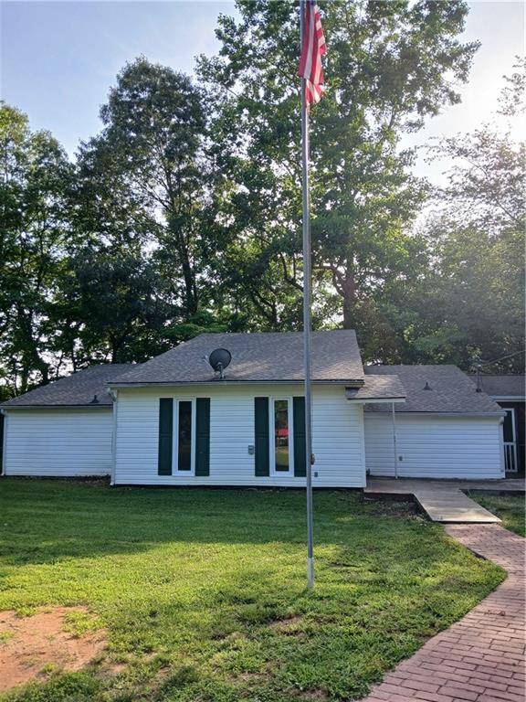 Dawsonville, GA 30534,2218 Etowah River RD
