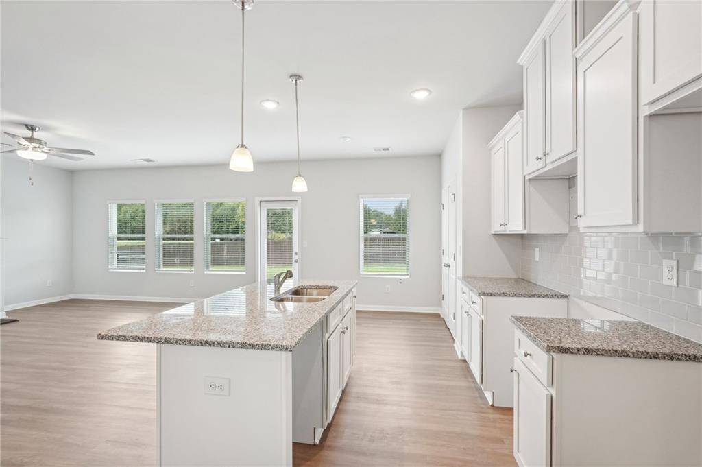 Woodstock, GA 30189,350 Lanier CIR