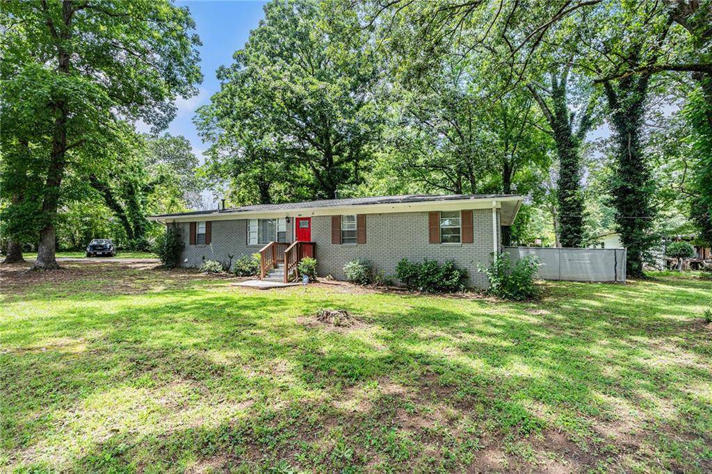 Hampton, GA 30228,200 Robin Hood LN