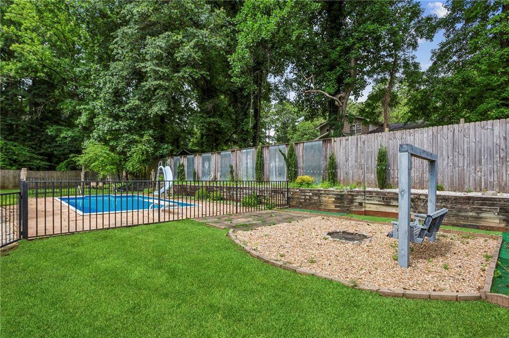 Lithia Springs, GA 30122,6889 Kingsboro DR