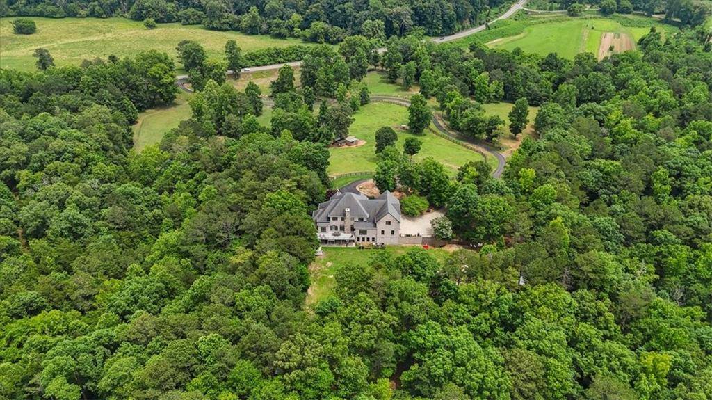 Waleska, GA 30183,7945 Reinhardt College Pkwy