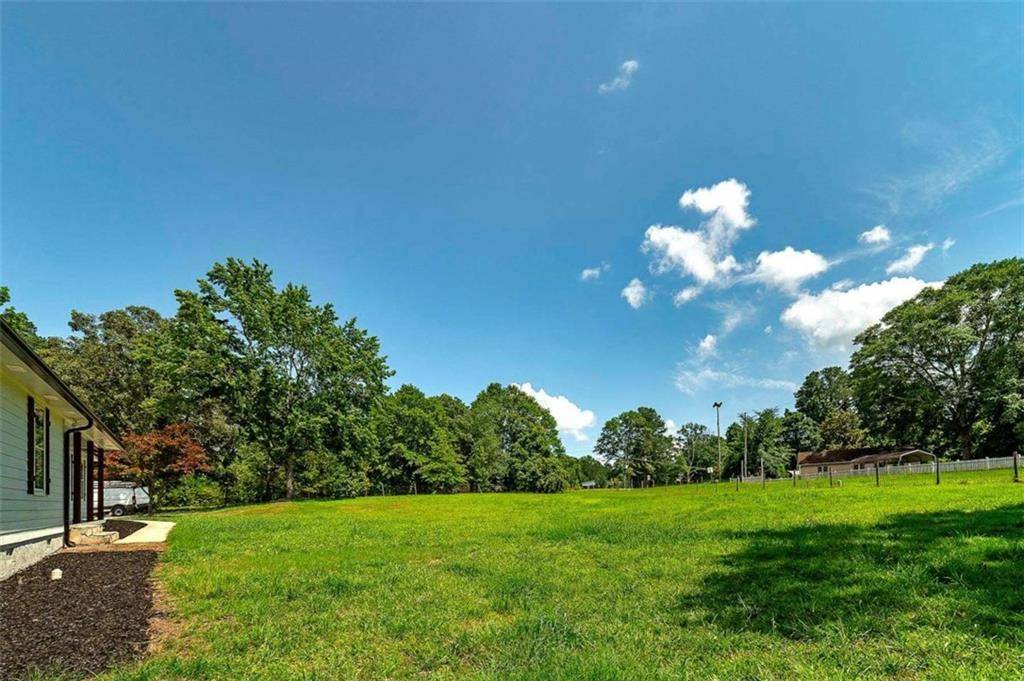 Stockbridge, GA 30281,858 Pates Creek RD
