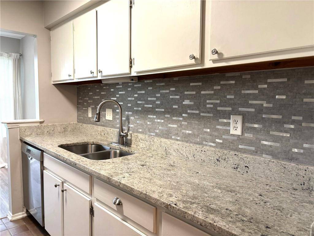 Sandy Springs, GA 30350,1319 Old Hammond Chase
