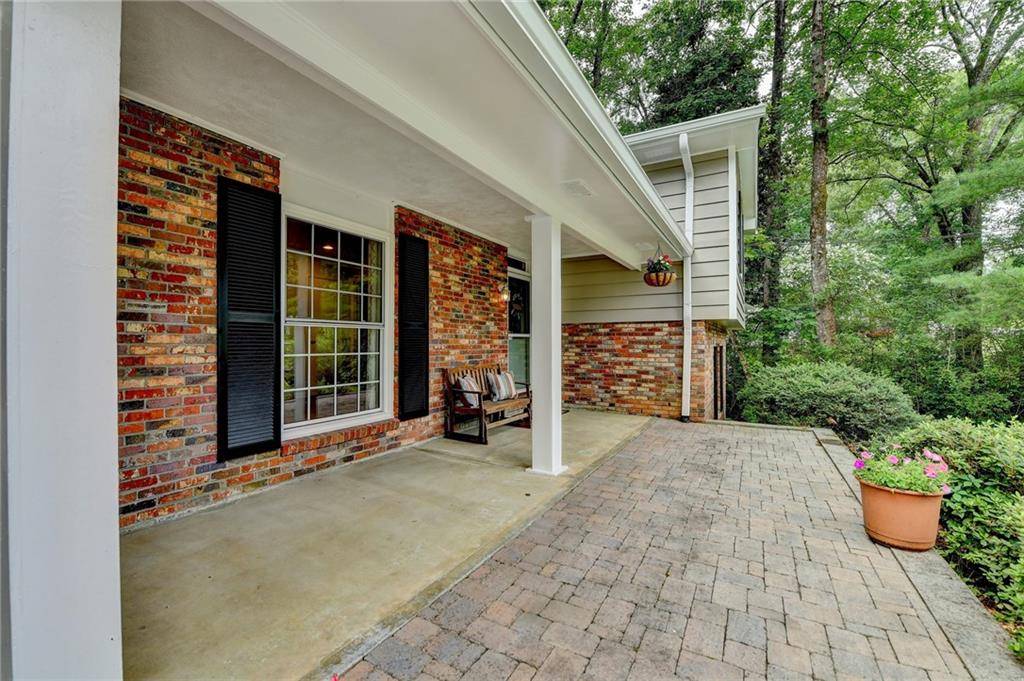 Sandy Springs, GA 30328,595 Glenforest RD