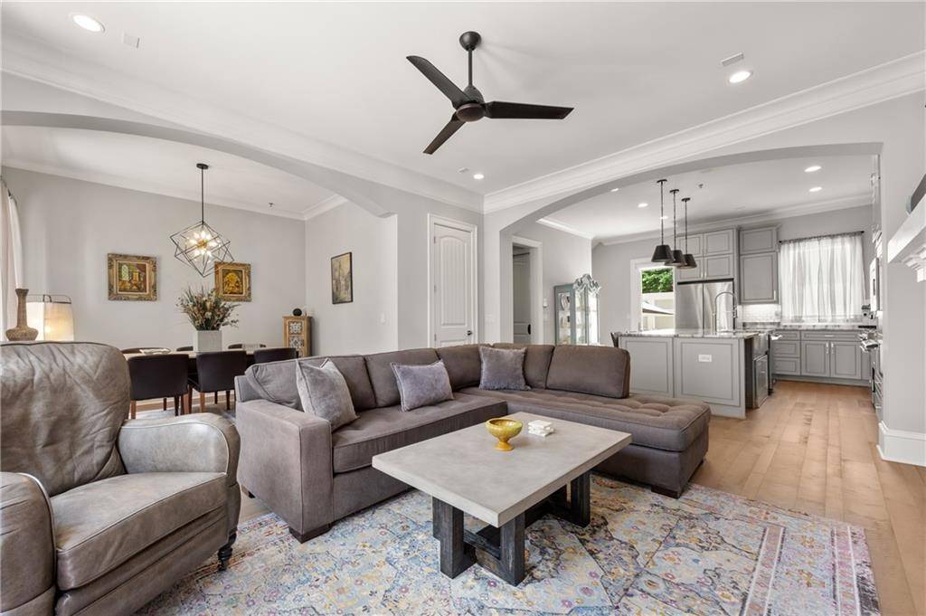 Atlanta, GA 30324,717 Lenox LN