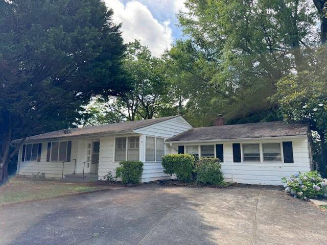 Dahlonega, GA 30533,95 Jones ST