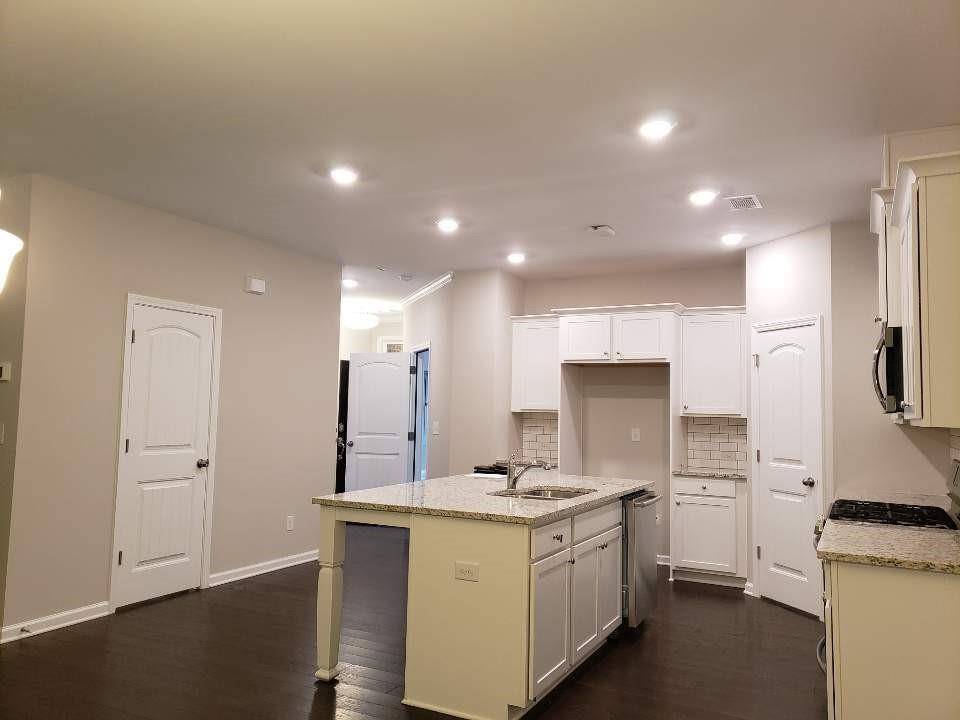 Buford, GA 30518,1476 Lanier Vista DR