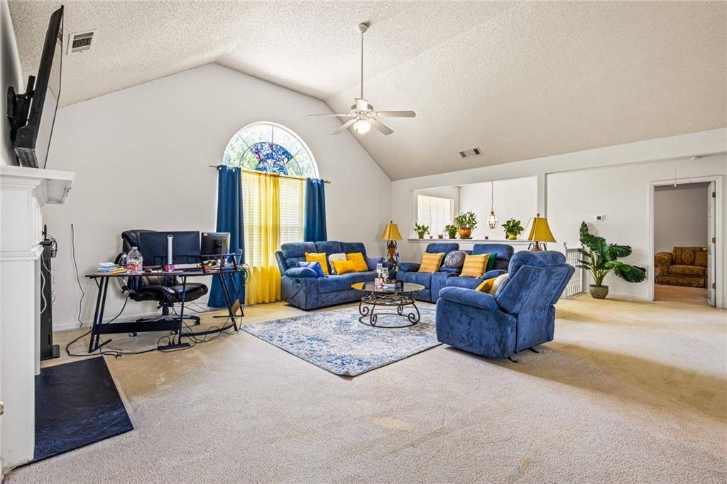 Fayetteville, GA 30215,11833 Spring Lake WAY