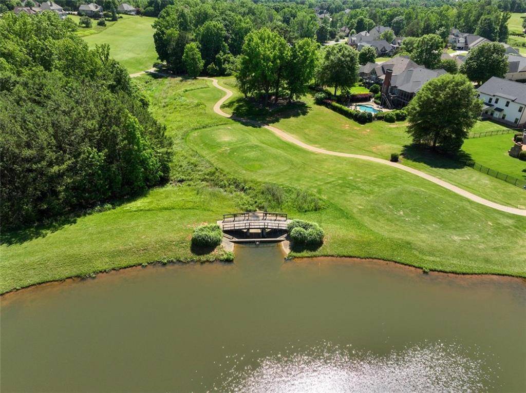 Jefferson, GA 30549,83 BAKER POND CT